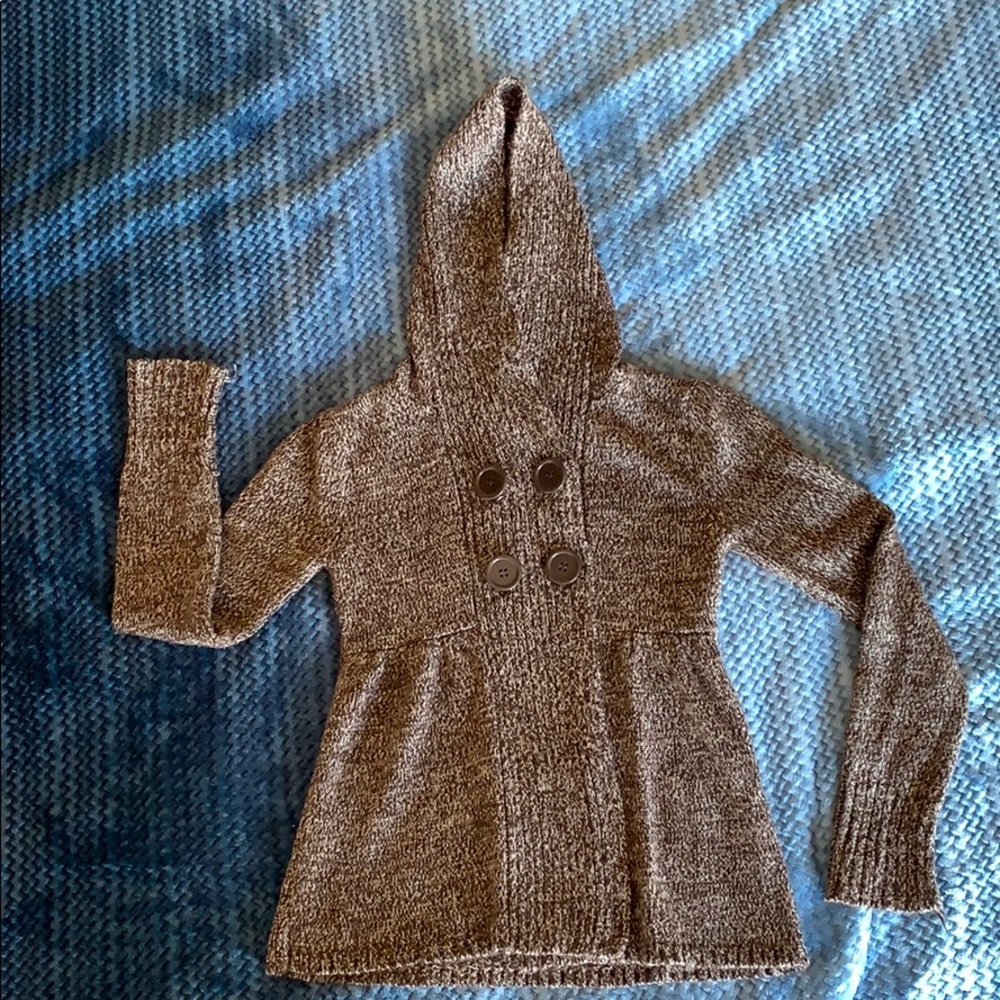 5/$15 Adorable hooded sweater size 7/8 medium